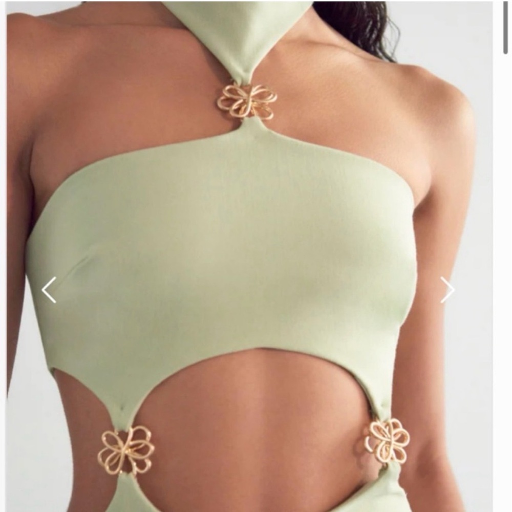 Cult Gaia Olivia Gown in Jade - Halter
Cutout Midi Dress - Picture 3 of 5